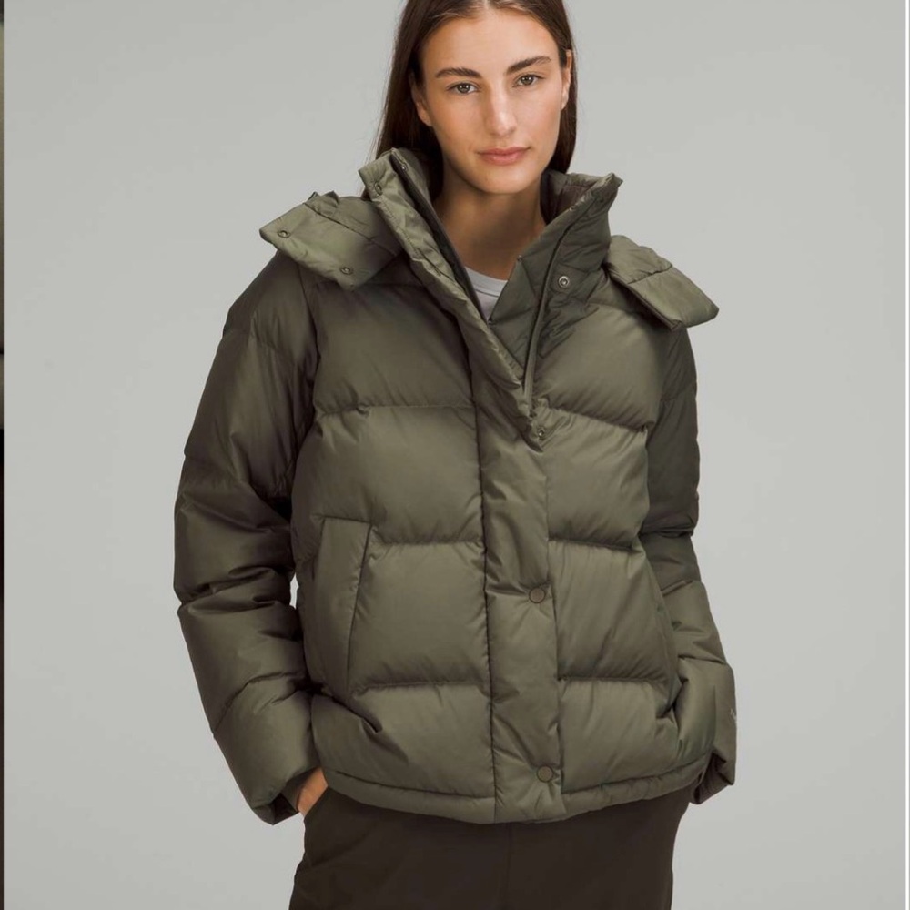 Lululemon Wunder Puff Jacket
Medium